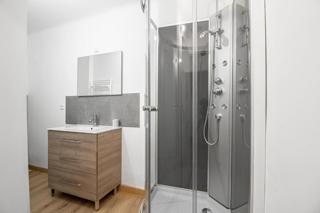 Sweet-Haven 4 Pers, Calme, Proche Autoroute Apartman Bousse  Kültér fotó